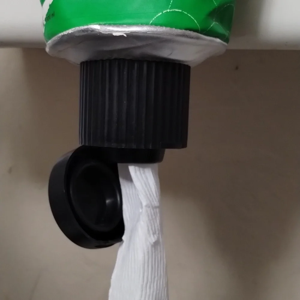 Really Cool Wasabi Tube Hanging Tissue Dispenser - Picture 11 of 11